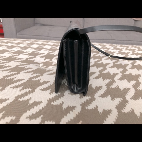 Louis Vuitton Epi Leather Shoulder Bag/Clutch - Picture 12 of 13